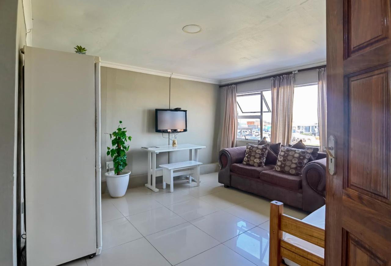 Хостел Ballito Backpackers Екстер'єр фото